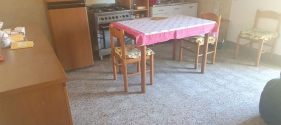 Casa de 4 habitaciónes en Camaiore, Italy No. 141246 3