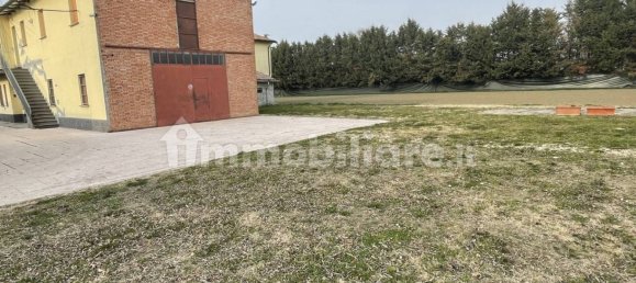 2 Schlafzimmer Haus in Medicina, Italy, Nr. 357734 10