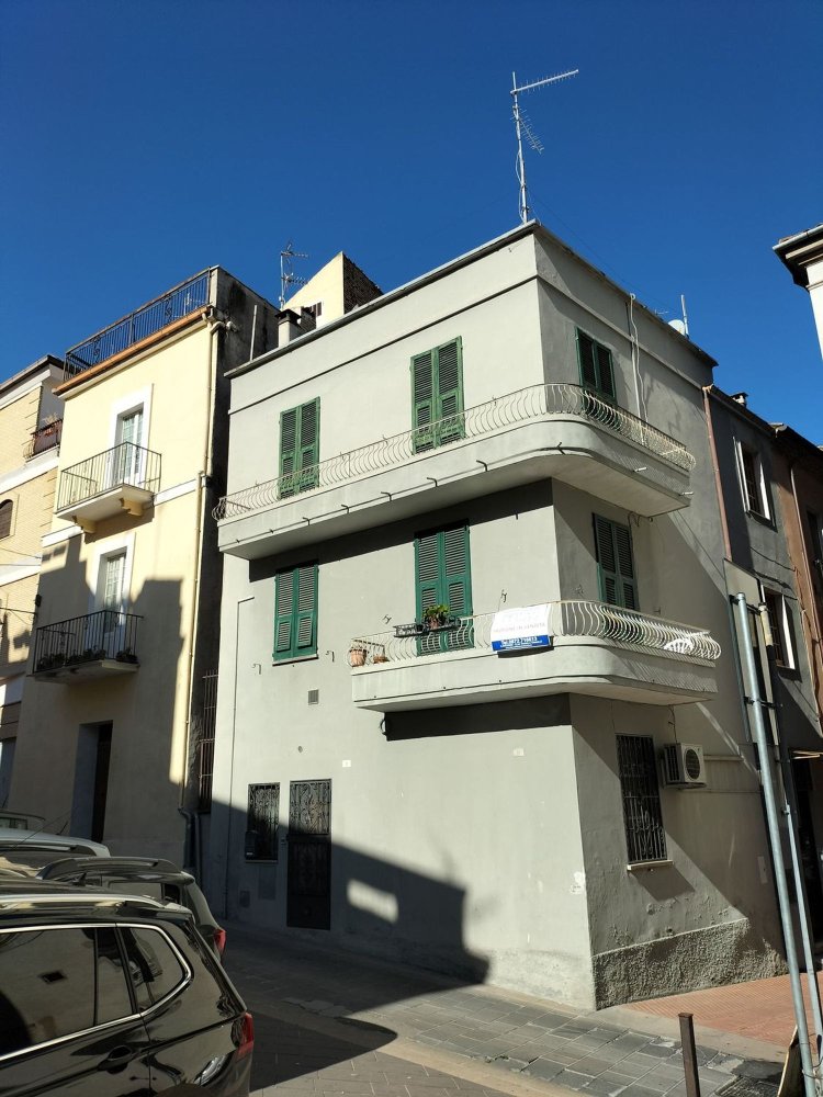 4 Schlafzimmer Haus in Lanciano, Italy, Nr. 349350