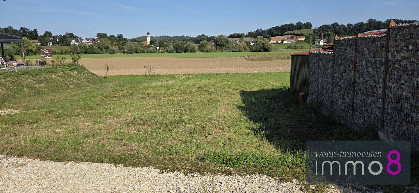 Земельный участок в Ландсхут, Германия № 272279