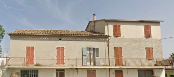 8 rooms House in Monte Urano, Italy No. 292950 13