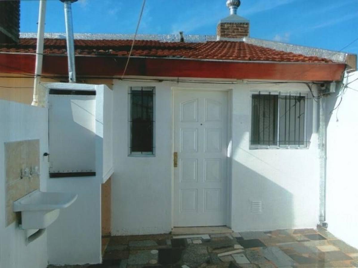 Дом с 4 спальнями в Bermudez, Аргентина № 59906