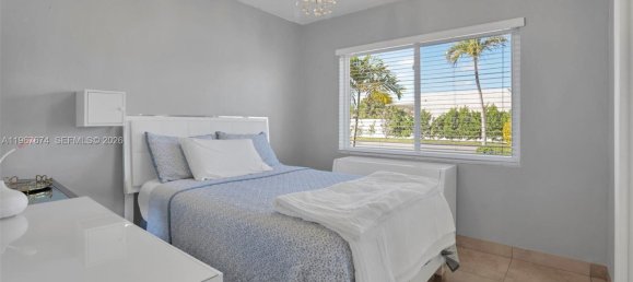 4 dormitorios villa en venta en Miami, Miami-Dade, Florida, USA № 615930 22