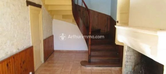 2 bedrooms House in Matha, France No. 282331 2