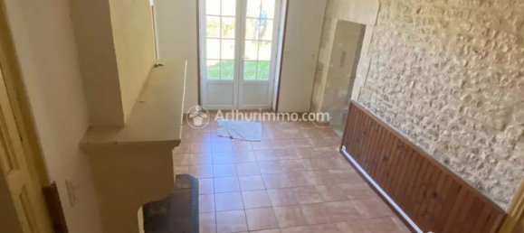 2 bedrooms House in Matha, France No. 282331 3