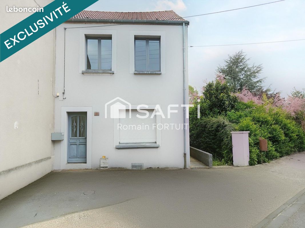 3 Schlafzimmer Haus in Roeulx, France, Nr. 70140