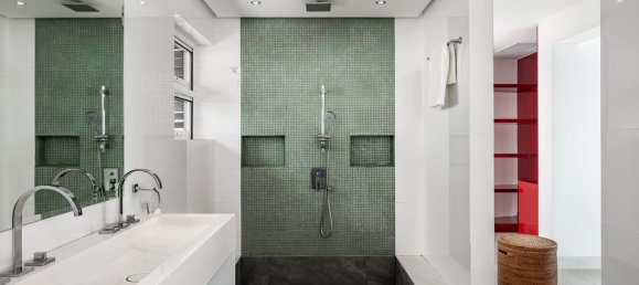 6 bedrooms Villa in Phuket, Thailand No. 5908 11