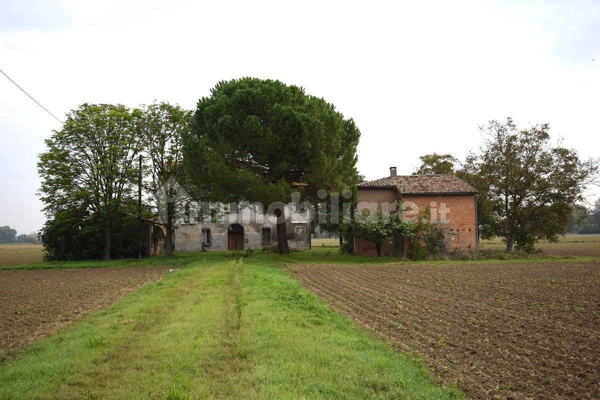 6 bedrooms House in Russi, Italy No. 113968