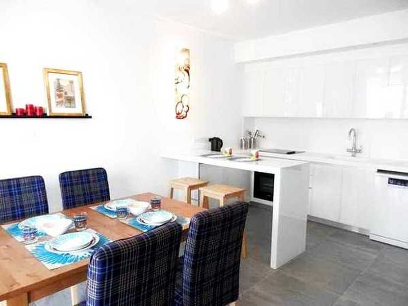 2 bedrooms Apartment in Limassol, Cyprus No. 8013