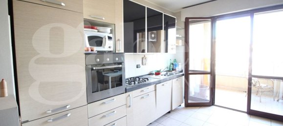 3 rooms Apartment in Sesto San Giovanni, Italy No. 54964 6