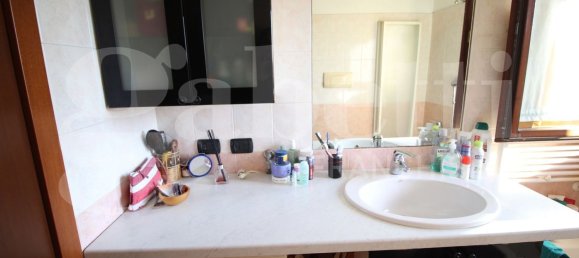 3 rooms Apartment in Sesto San Giovanni, Italy No. 54964 31