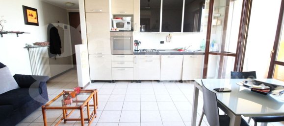 3 rooms Apartment in Sesto San Giovanni, Italy No. 54964 10
