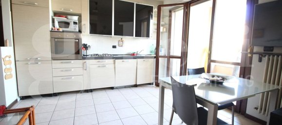 3 rooms Apartment in Sesto San Giovanni, Italy No. 54964 3