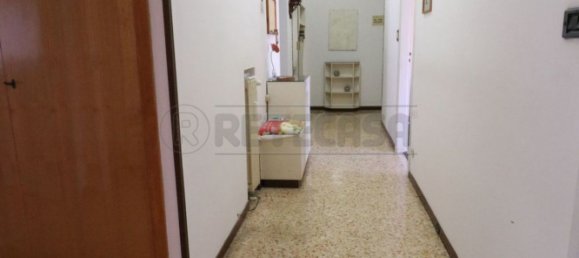 5 bedrooms Apartment in Ferrara, Italy No. 380735 8