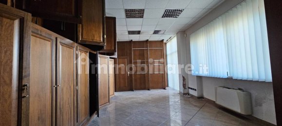 5 rooms Warehouse in Quaregna Cerreto, Italy No. 72720 23