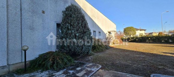 5 rooms Warehouse in Quaregna Cerreto, Italy No. 72720 5