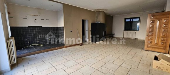 5 rooms Warehouse in Quaregna Cerreto, Italy No. 72720 37