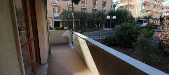 Apartamento de 4 dormitorios en Ceriale, Italy No. 346261 7
