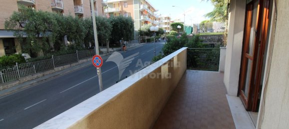 Apartamento de 4 dormitorios en Ceriale, Italy No. 346261 8