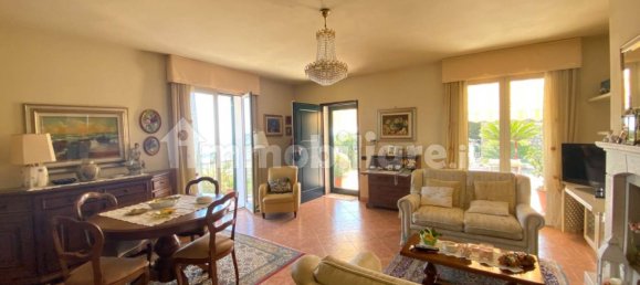 3 bedrooms Villa in Imperia, Italy No. 263737 10