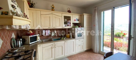 3 bedrooms Villa in Imperia, Italy No. 263737 8
