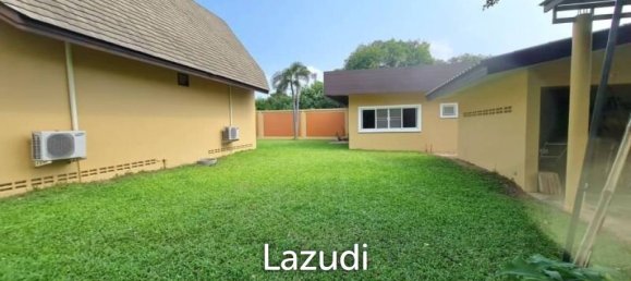 Кафе / ресторан с 6 спальнями в Саттахип, Таиланд № 15497 9