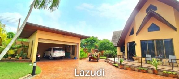 Кафе / ресторан с 6 спальнями в Саттахип, Таиланд № 15497 5