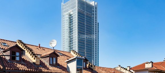 2 rooms Apartment in Turin, Italy No. 295416 2