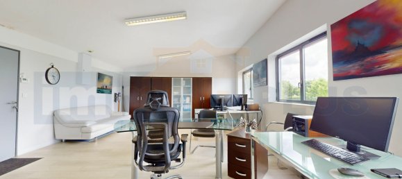 Büro in Bois-d'Arcy, France 42m², Nr. 177205 5