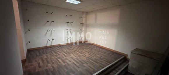 6 rooms Commercial property in Bandol, France No. 107585 4