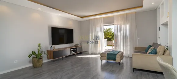 3 bedrooms House in Cascais, Portugal No. 132480 19