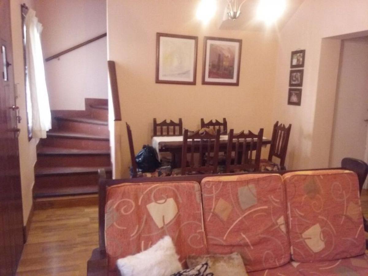 3 bedrooms House in Mar del Plata, Argentina No. 91282