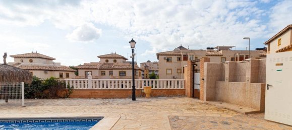 Casa de 2 dormitorios en Dehesa De Campoamor, Spain No. 181567 33