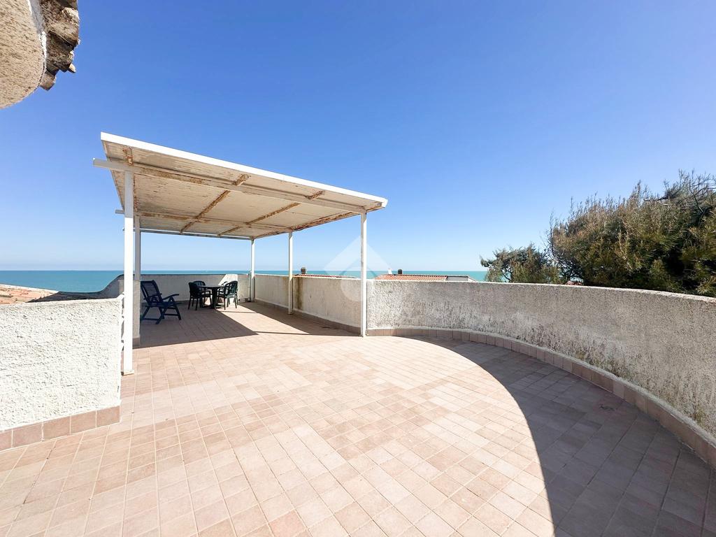 1 bedroom Apartment in Termoli, Italy No. 126941