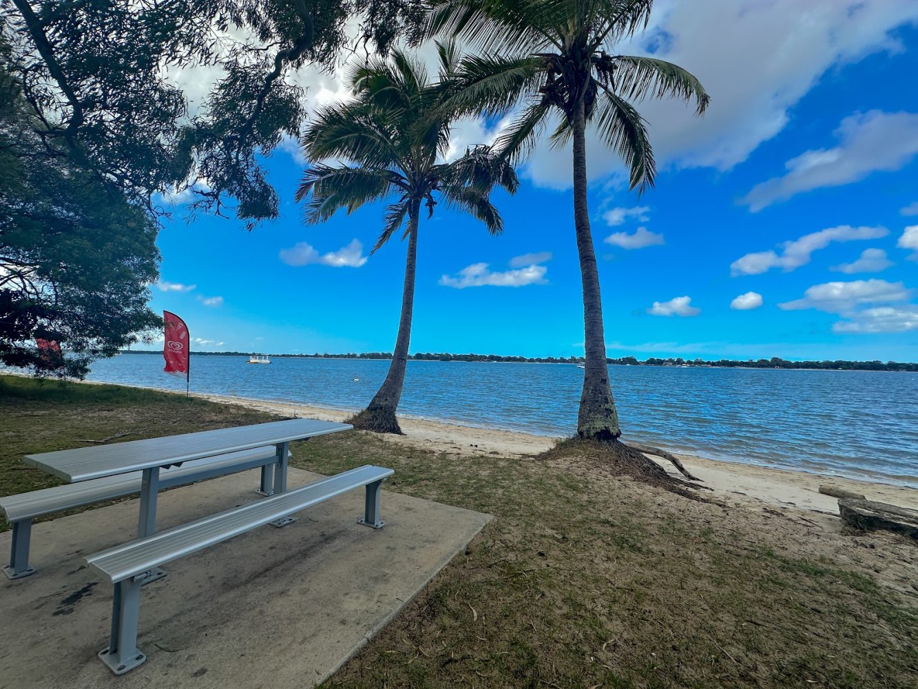 Дом с 2 спальнями в Sandstone Point, Австралия № 416