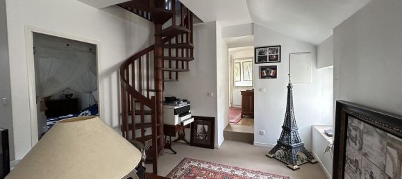 3 bedrooms House in Senlis, France No. 85015 17