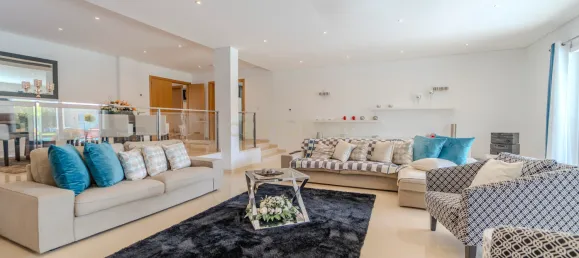 5 bedrooms Villa in Corroios, Portugal No. 141635 18