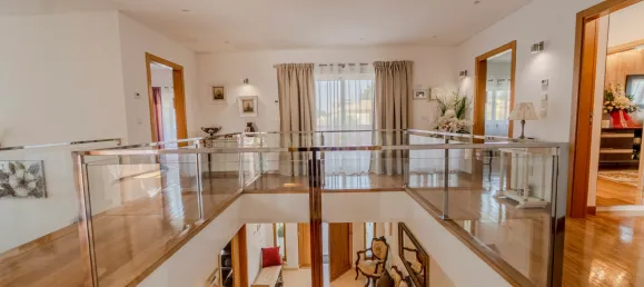 5 bedrooms Villa in Corroios, Portugal No. 141635 22