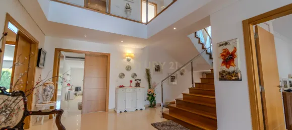 5 bedrooms Villa in Corroios, Portugal No. 141635 8