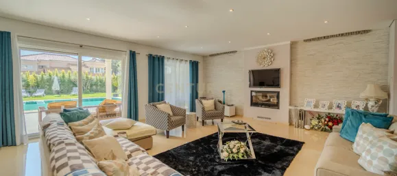 5 bedrooms Villa in Corroios, Portugal No. 141635 17