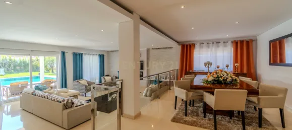 5 bedrooms Villa in Corroios, Portugal No. 141635 15