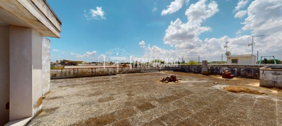 5 rooms House in Lizzanello, Italy No. 258132 12