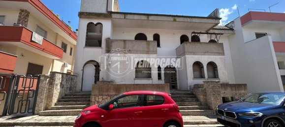 5 rooms House in Lizzanello, Italy No. 258132 23