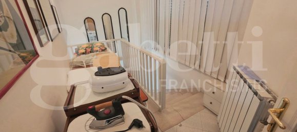 3 rooms Apartment in Assisi, Italy No. 299406 7