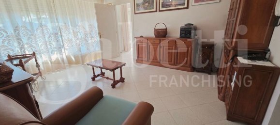3 rooms Apartment in Assisi, Italy No. 299406 25
