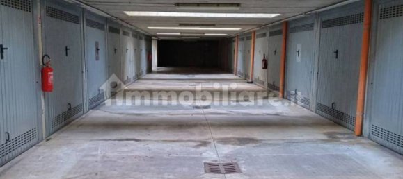 14m² Garage in Milan, Italy No. 340536 2
