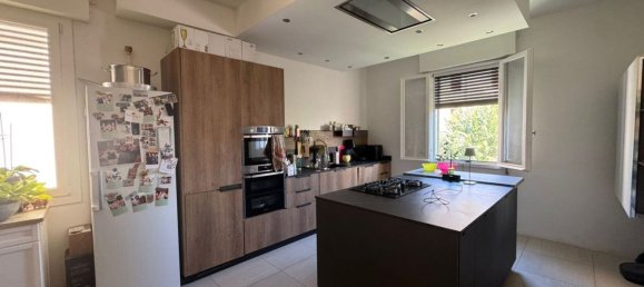 6 Schlafzimmer Villa in Sassuolo, Italy, Nr. 327432 11