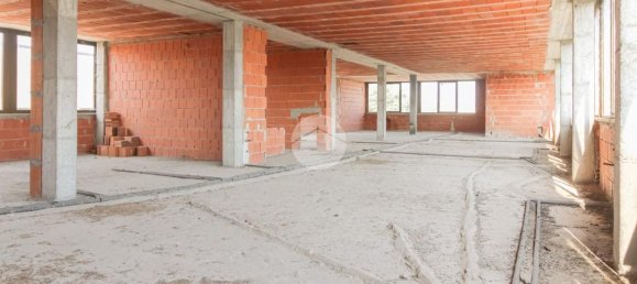 480m² Warehouse in Calcinato, Italy No. 145143 5