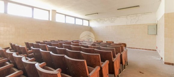 480m² Warehouse in Calcinato, Italy No. 145143 19