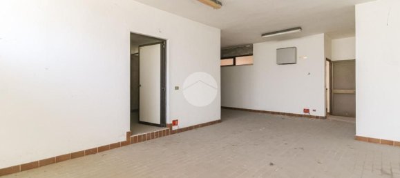 480m² Warehouse in Calcinato, Italy No. 145143 4